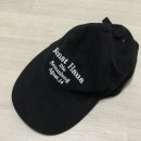 [무신사모자추천]두마로 쿤스트하우스 코튼 볼캡 - 블랙 검정, 착용샷 및 코디착샷 :: 모자 브랜드 추천