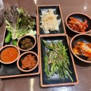 유성구청 지하1층 | 유성구청 맛집 럭키족발 대전봉명점 참나무 장작 훈연으로 완성한 역대급 바베큐 족발