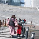 3.15아트 센터 앞 이미지