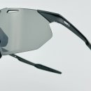 아웃오브프레임 이미지