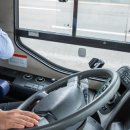 신한은행 횡단보도 앞 이미지