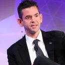 NASA 국장 재러드 아이작먼은 UFO에 대해 '열린 마음'을 유지하고 싶어 한다 이미지