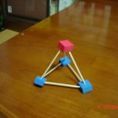 프랙텔원리로 입체 시어핀스키 삼각형을 만들었어요!!! 와후!!! 이미지