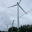 창포리 해맞이축구장 옆 | 경북 영덕 여행 추천코스 별파랑공원 풍력발전소 단지 집라인