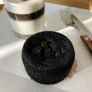 페이브베이커리 번동지점 | 혜화/대학로 카페, 흑백 시그니쳐 음료와 베이커리가 있는 ‘페이브베이커리 대학로점’