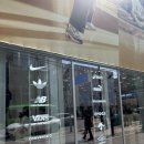 건지미길 | 성수 신발 쇼핑 여기서 해결, 무신사에서 만든 신발 편집샵 : 무신사 킥스 성수