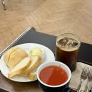 스파이더경산점 | 경산카페 정평동카페 경산이색카페 경산대형카페 피규어갤러리 카페CW