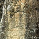 함안 방어산 마애약사여래삼존입상 이미지