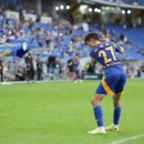 선수협 “이청용 부회장에 도넘은 악플, 법적 대응” 강경 방침 이미지