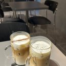 더치나인 앞 횡단보도 | 진짜 커피 방앗간, 참기름 넣은 라떼 <커피나인 종로> 내돈내산 솔직후기 #나인슈페너 #코리아라떼