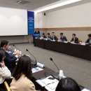 라운드테이블