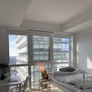 다운타운 Yonge &amp;College 역 1분거리 콘도에서 룸렌트 합니다! 이미지