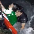 한밤 400ｍ 헤엄쳐 바다 빠진 여성 살리고 입원한 해양경찰관(종합) 이미지