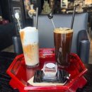 만능카인테리어 | [일산/풍산] 밤리단길 카페 빙수 맛집 자개장 인테리어가 있는 곳 ‘셀렉디’