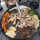 친구가있는집 | 친구랑 제대로 먹고 온 우암동삼겹살 더덕 무한리필 집 후기