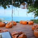 더(THE)좋은날 | 코사무이 The Roof Samui 레스토랑 후기｜하늘 뷰 맛집 + 비 온 날의 낭만