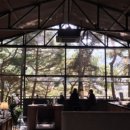 카페 봄 이미지