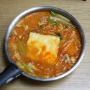 부대찌개 집에서 맛있게 만들기 이미지