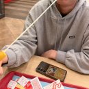 맘편하개 | 잘 살아가나 싶다가도 또 개같이 무너지네