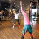 줌바댄스 오전 이미지