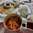 중앙시장] 단돈 8천원에 즐기는 싱싱한 오징어회, 축제 분위기 가득한 요즘 핫한 ‘진양수산’ 리얼 후기