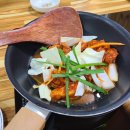 산아래 가마솥 삼계탕 이미지