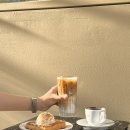 데미타세에스프레소바 이미지