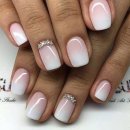 설레이는네일 이미지