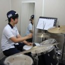 누구나 연주하는 드럼 이미지