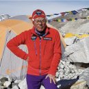 국내 최초 에베레스트봉 등정 허영호 대장 별세... 이미지