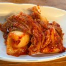 카레엄마손국수 | 서울 송파] 문정동 숨은 로컬 맛집 ‘엄마손’ - 600년 느티나무와 함께 즐기는 담백한 칼만두국수 후기 🍜🌳