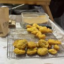 손이가 꽈배기 도너츠 이미지