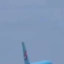 20 MINS of Landings & Takeoffs Airbus A380 Compilation Special 이미지