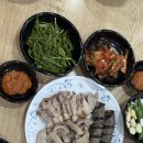 권돼지국밥 이미지