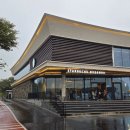 동쪽마을 | [제주] 송당 스타벅스 동쪽 핫플 후기! 동화마을 기차, 지브리 도토리숲 제주까지 비 오는 날...