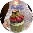 브라보케이크 | 용산역케이크맛집 비포블루밍 앤 롤시엘 I 가벼운 생일케이크 추천 I 두바이피스타치오롤케이크 후기