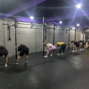 남녀노소 트레이닝 이미지