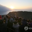 구름사이 이미지