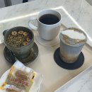 크로바산장 | 순천 주암호 뷰 카페 ’크로바휴게소‘ 크로플 아인슈페너 맛집