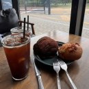 코넛 | [고양/원흥] 원흥역 통창 베이커리 카페 모찌코코넛&마늘빵 맛집 | 내돈내산 후기 ‘라플란드 LAPLAND‘