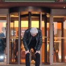 젠슨 황, AI 강행군에 "I'm tired"…신라호텔서 삼성과 방한 마무리 이미지