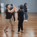 라인댄스 (입문) 이미지