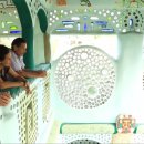 고립낙원 이미지