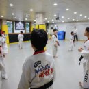 수 태권도장 이미지