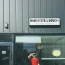 속초 신상 카페 추천! 영랑동 디저트 커피 맛집 도터앤도(Daughter &amp; Dough) 방문 후기