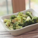 브로콜리 들깨가루 무침 이미지