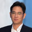 Samsung heir jailed 5 years for bribery 이미지