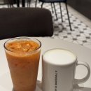 투썸플레이스고양행신점 | 투썸플레이스 행신역점, 복숭아 주스랑 꿀고구마라떼 신메뉴 솔직후기