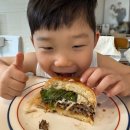 문산역 앞 횡단보도 | [파주 문산] 진짜 JMT 수제버거집!!! '와썹비 문산점'