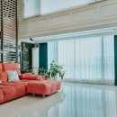 햇살품은 창 이미지